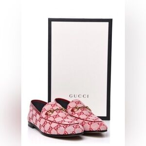 NEVER WORN! AUTHENTIC-Women’s Gucci GG Canvas Loafers Women's Size: 8 l IT: 38♥️